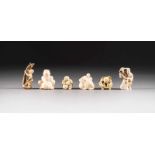 SECHS NETSUKE Japan, um 1900 Elfenbein, geschnitzt. H. 3 cm-5,5 cm. Teils sign., u.a. 'Toshita', '