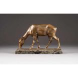 JOSEF FRANZ PALLENBERG1882 Köln - 1946 Düsseldorf (attr.)Grasende Saiga-Antilope Bronze, hell