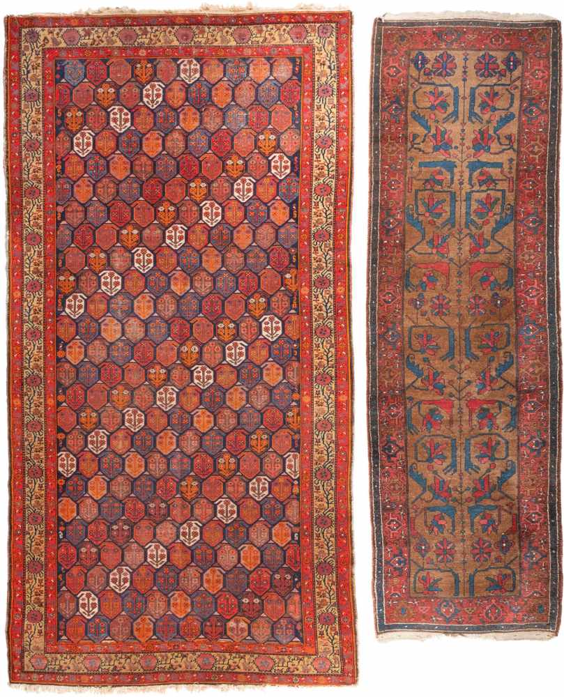 KONVOLUT AUS ZWEI TEPPICHEN 1.) MALAYER. Persien, um 1950. 306 x 160 cm. Gebrauchsspuren. 2.)