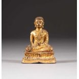 KLEINE BUDDHAFIGUR Thailand, um 1900 Bronze, vergoldet. H. 9,3 cm. Part. best., altersgemäße