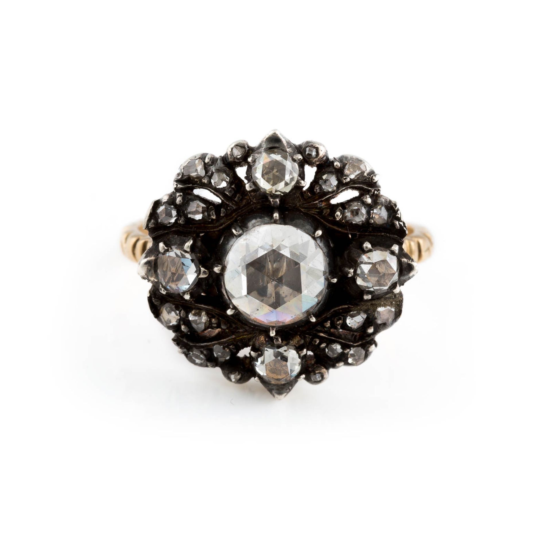 DIAMANT-RING Gelbgold, Silber. Ringmaß ca. 53, Ges.-Gew. ca. 5,1 g. Gest. 585, 925 S (Silber),