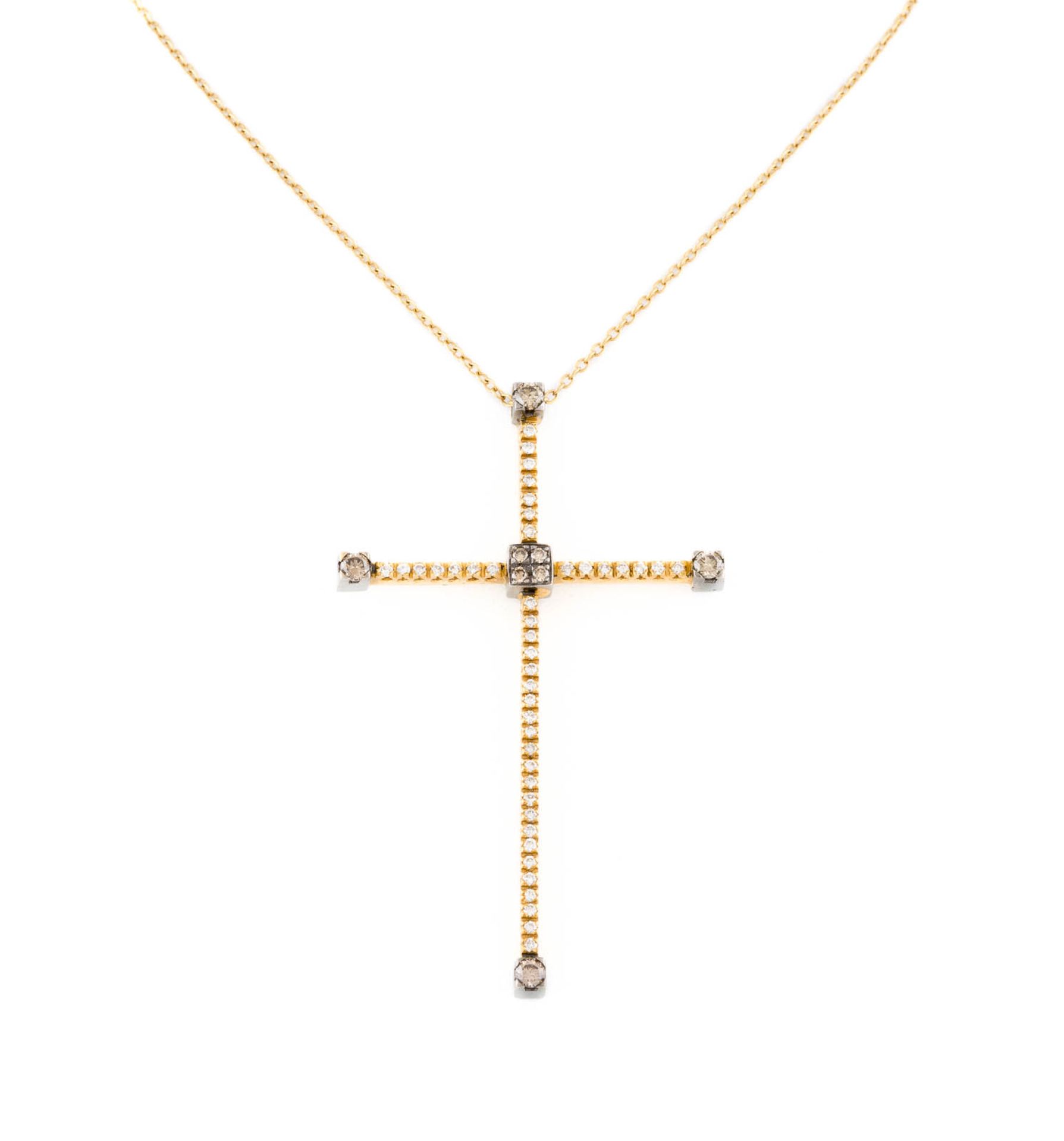 KETTENANHÄNGER KREUZ MIT DIAMANTEN Gelbgold, Weißgold. Kreuz 3,5 x 5,5 cm, Kette 48 cm, Ges.-Gew.