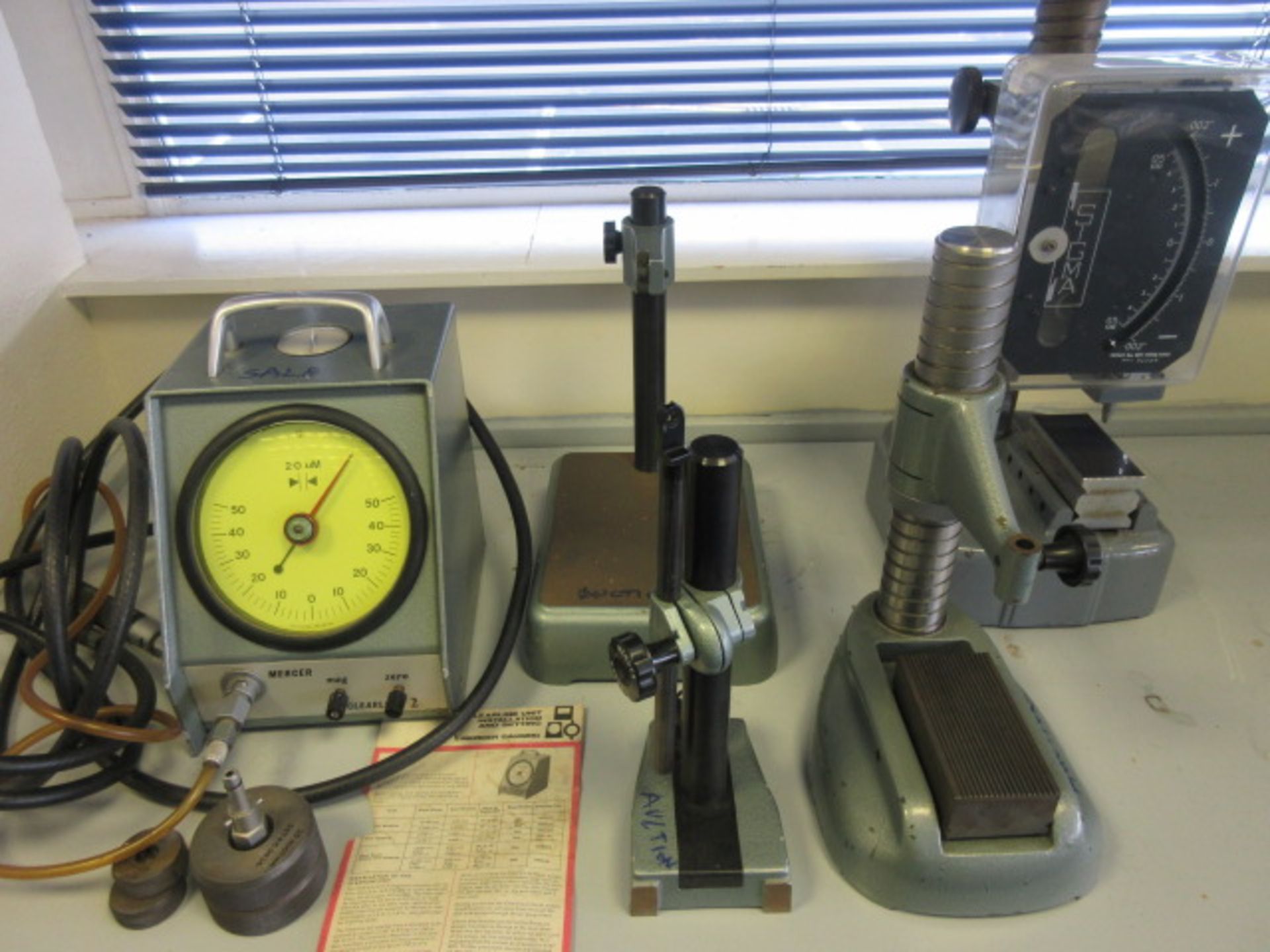 THREE GAUGE STANDS, A SIGMA IMPERIAL/METRIC COMPARITOR AND A MERCER CLEARLINE 2 AIR BORE GAUGE