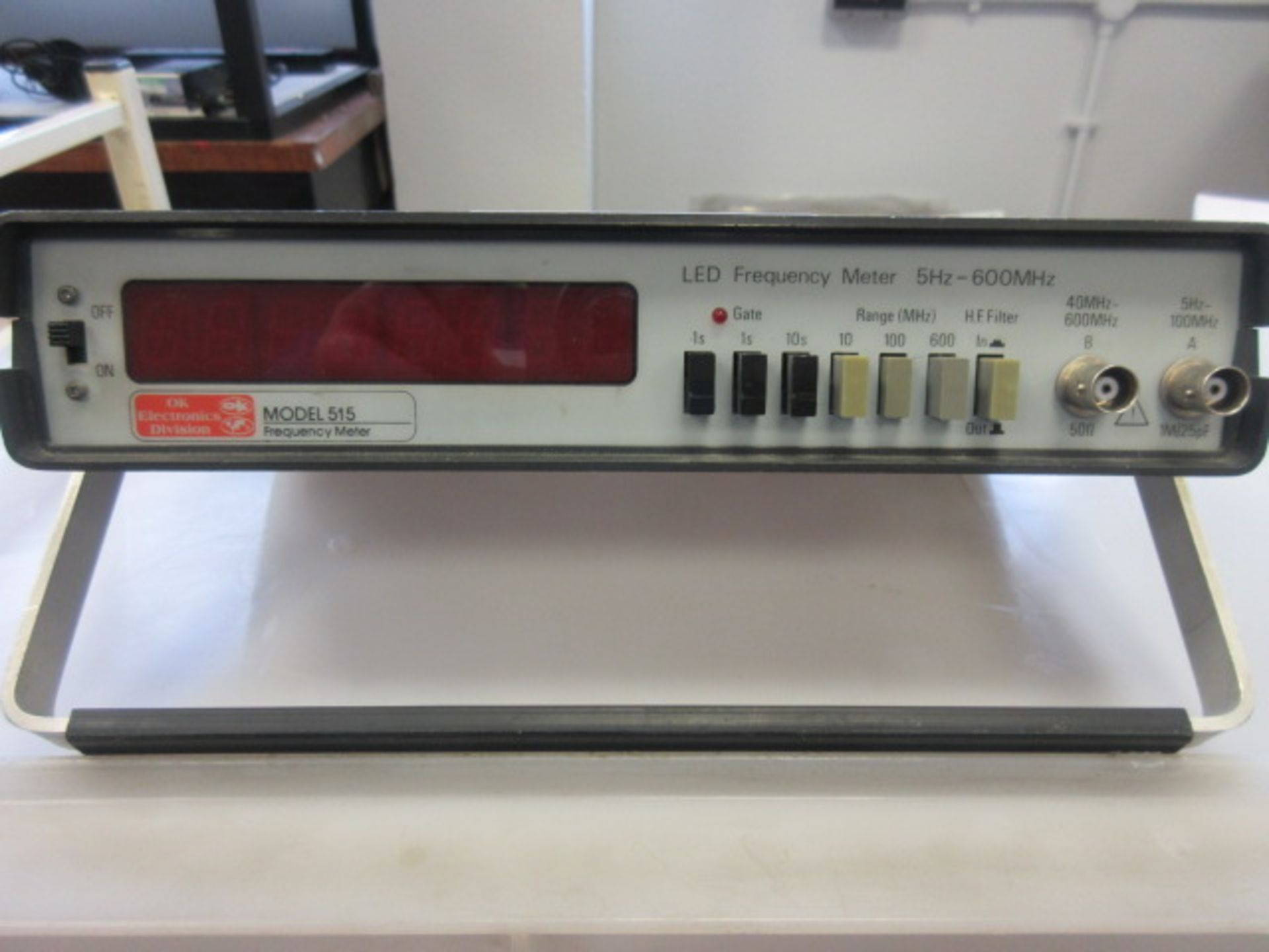 OK ELECTRONICS DIVISION MODEL 515 LED FREQUENCY METER 5Hz- 600 MHz