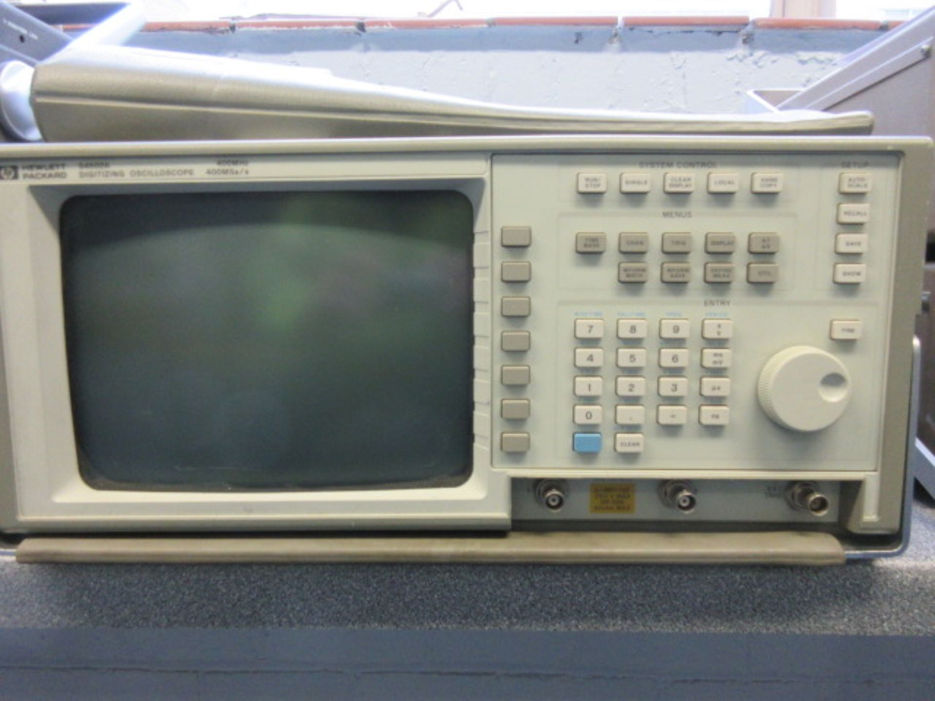 HEWLETT PACKARD 54502A 400 MHz 400 MAa/s DIGITIZING OSCILLOSCOPE - Image 2 of 3