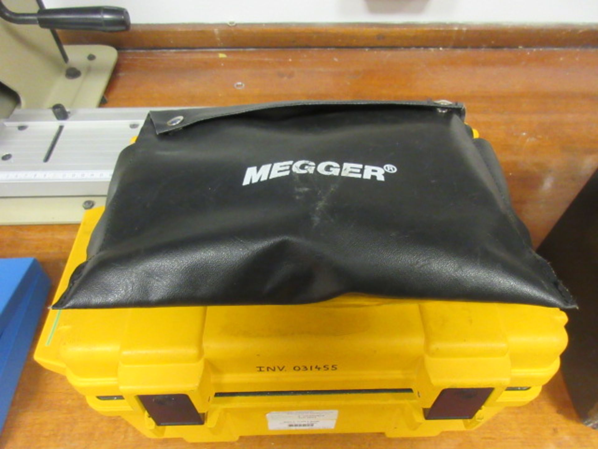 MEGGER PAT2 PORTABLE APPLIANCE TESTER. 240V, 50HZ, 3.5 KVA - Bild 4 aus 4