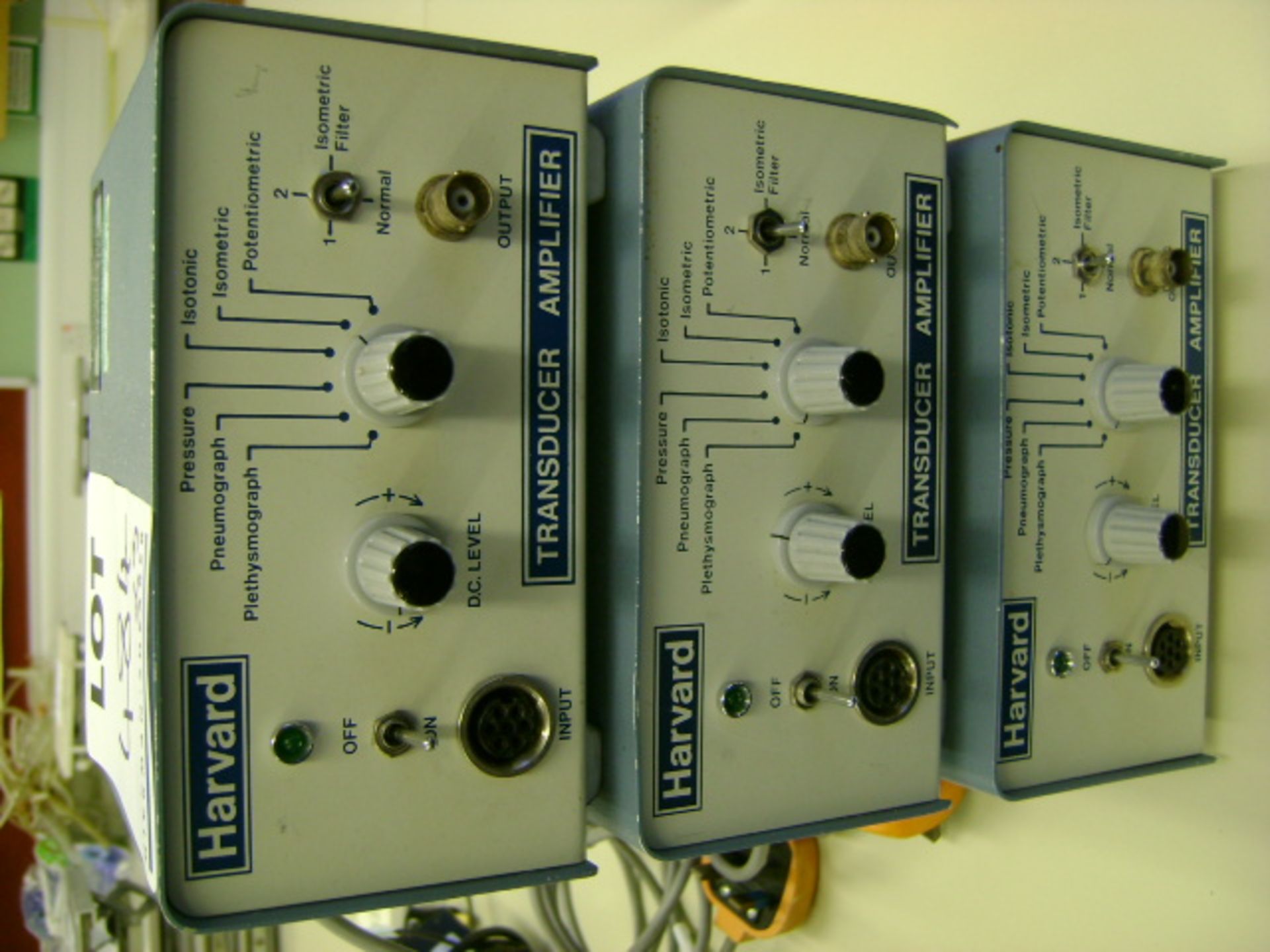 THREE HARVARD TRANSDUCER COMPACT AMPLIFLIERS. 240V