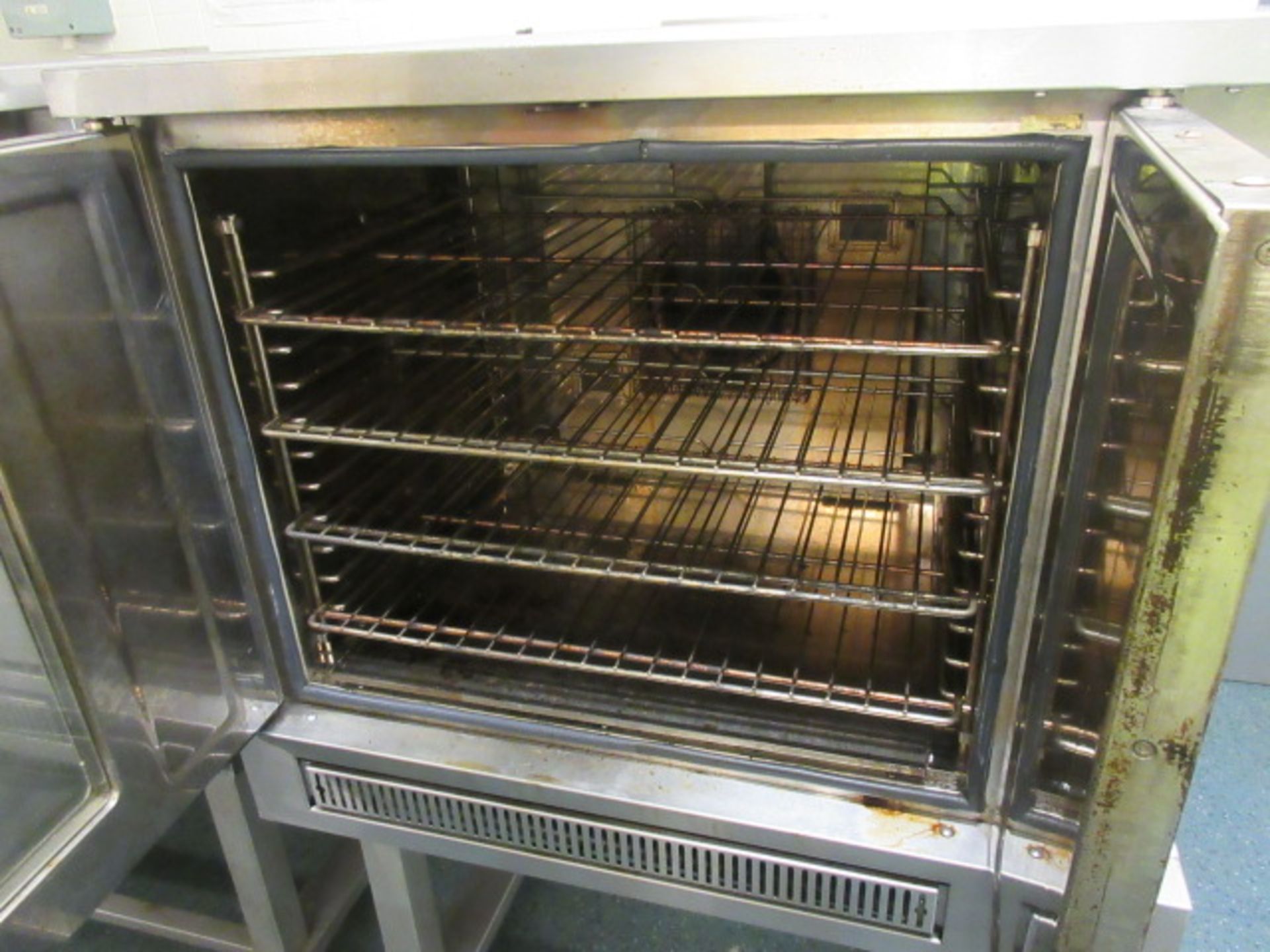 FALCON G7208 GAS HEATED OVEN ON MOBILE BASE 240V SUPPLY - Image 2 of 4
