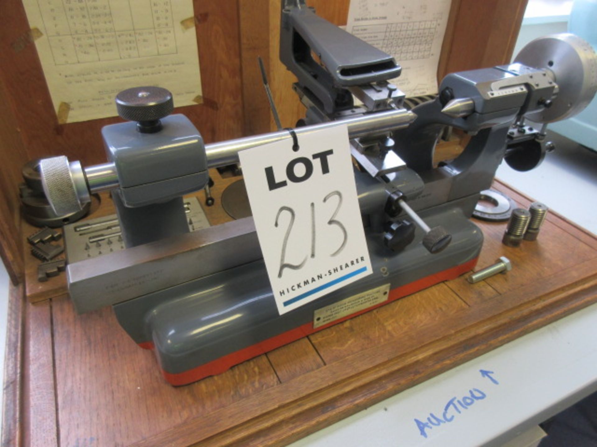 SIGMA 6'' x 9'' PITCH MEASURING MACHINE IN WOODEN CASE. S/N MN2115 (1950) - Image 3 of 3