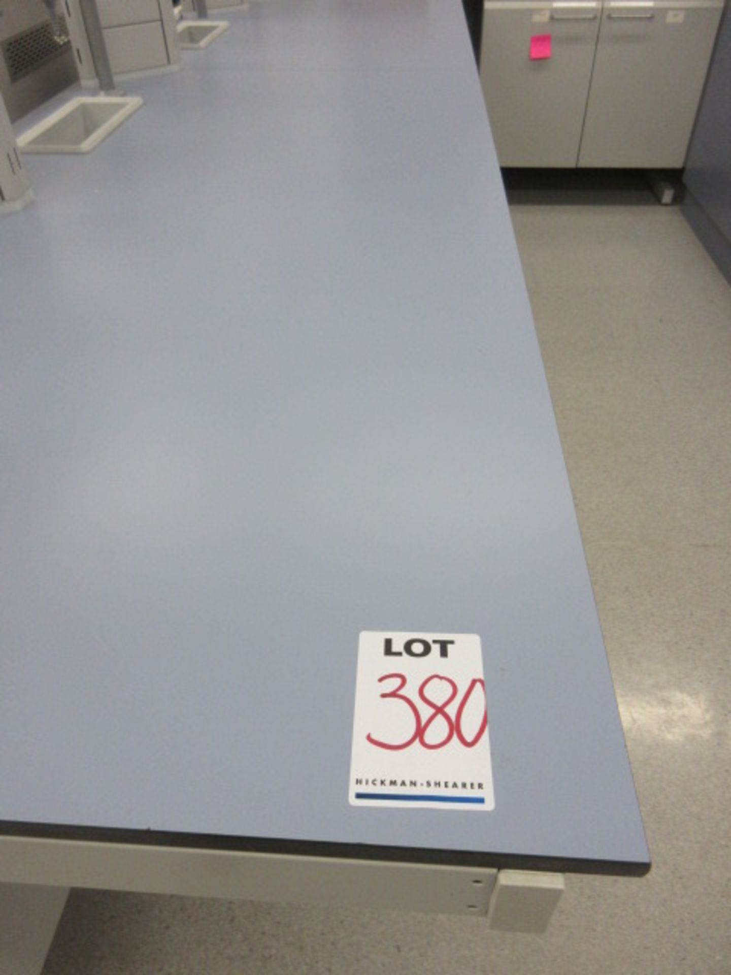 KOTTERMANN LABORATORY WORK STATION BENCHES. THREE RUN OF 4 WORK STATIONS WITH END BENCH THAT - Bild 3 aus 3