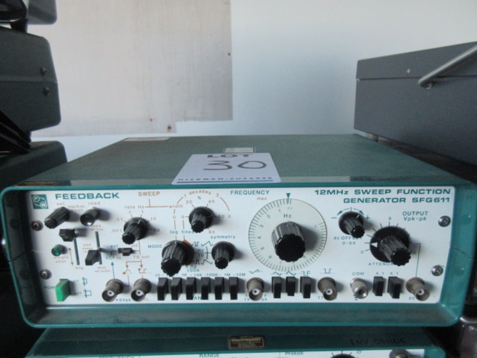 FEEDBACK 12MHz SWEEP FUNCTION GENERATOR SFG611