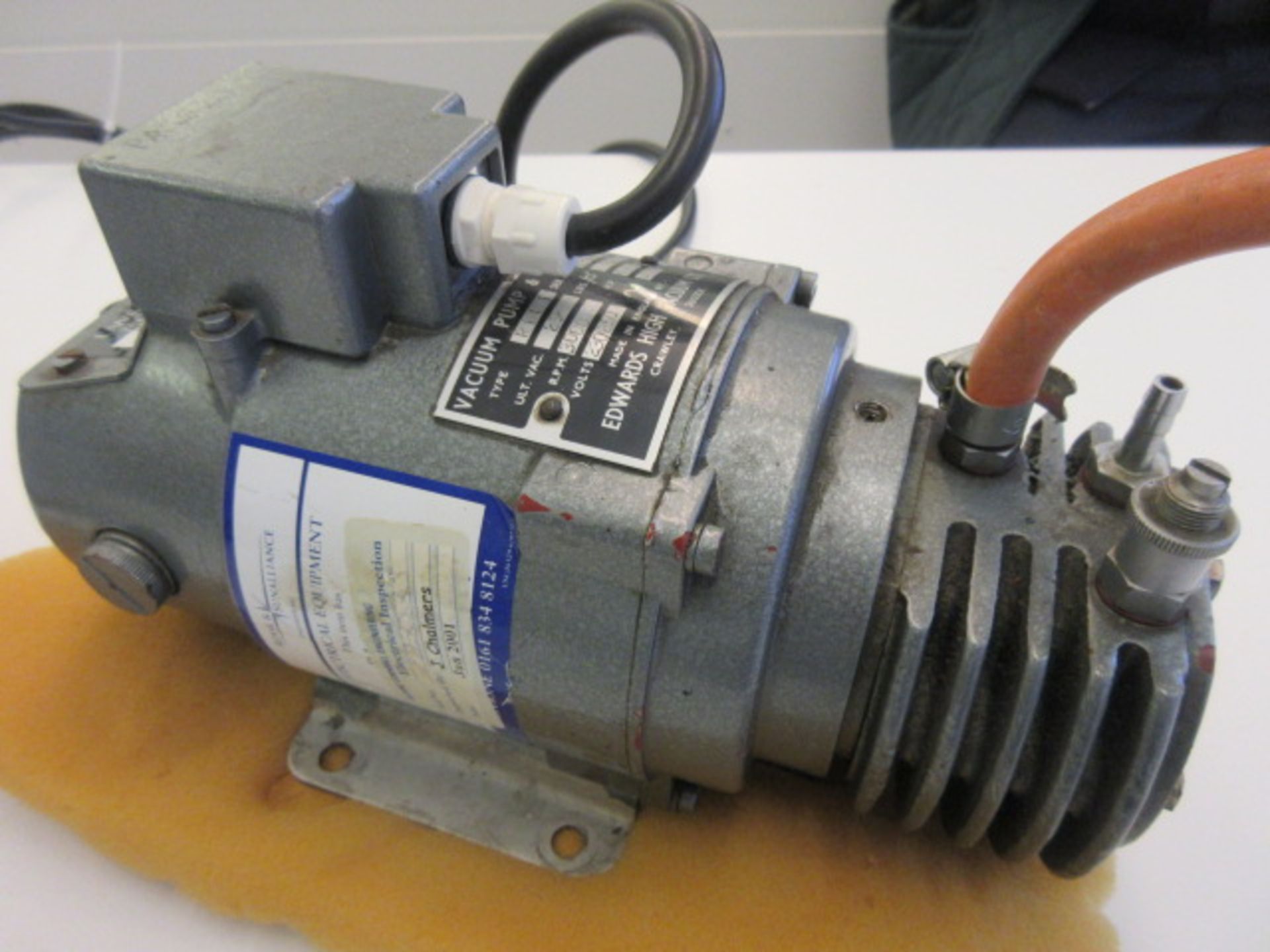 EDWARDS RBFI VACUUM PUMP COMPRESSOR 240V SN8897