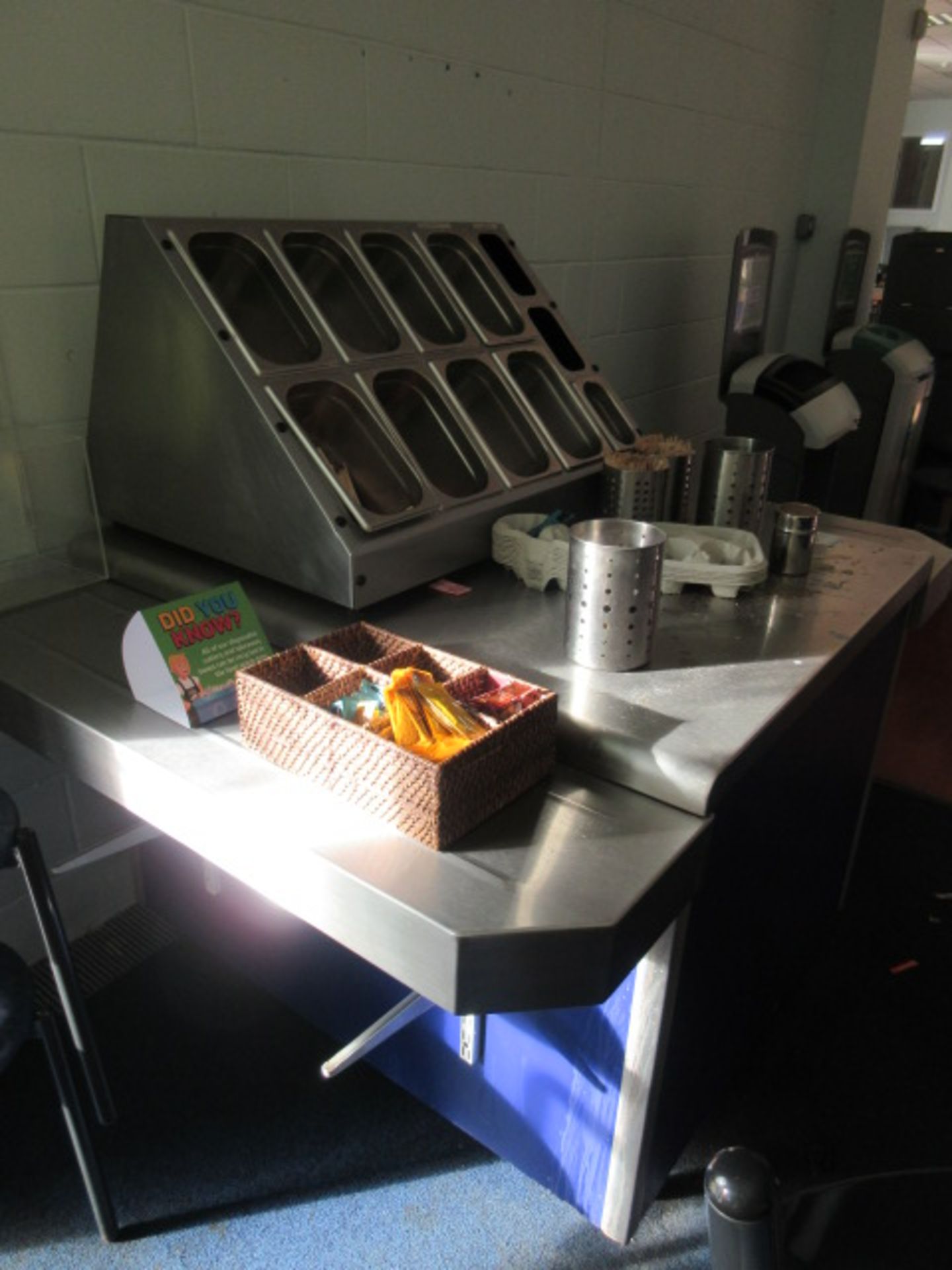 A CUTLERY AND CONDIMENTS COUNTER