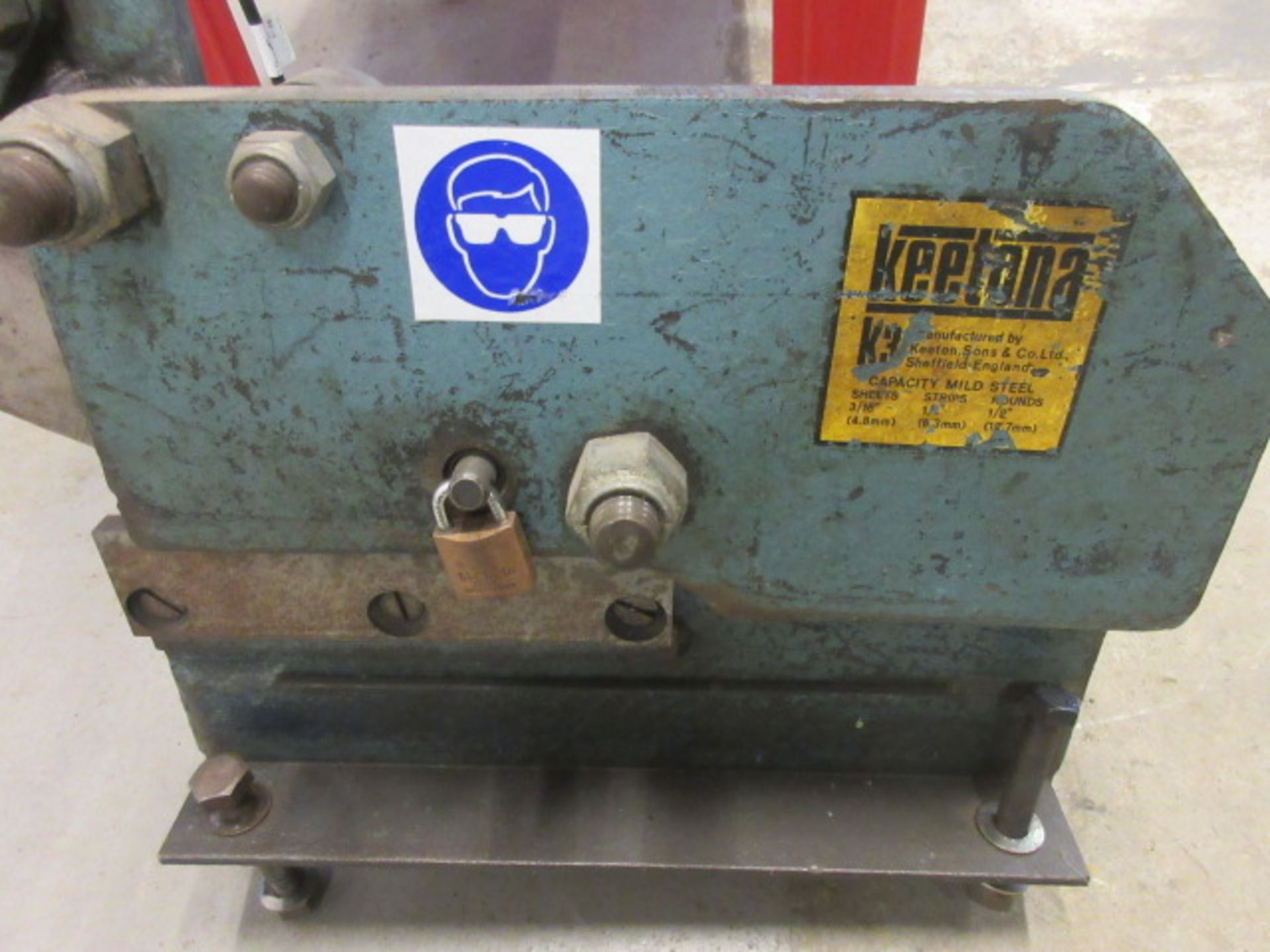 KEETONA K3 6'' BENCH SHEAR - Bild 2 aus 3