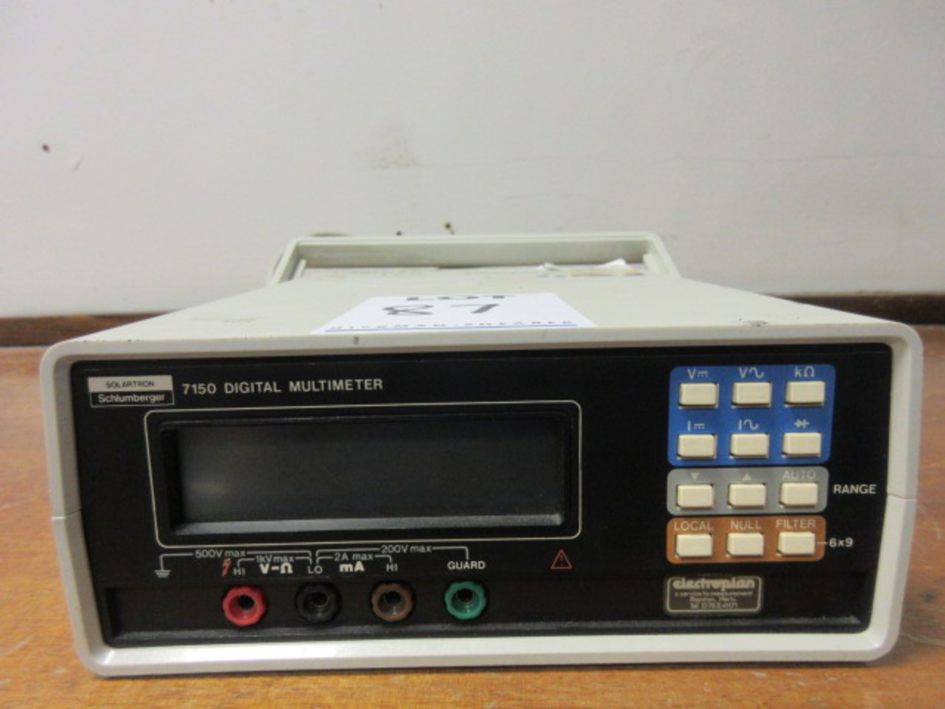 SCHLUMBERGER SOLATRON 7150 DIGITAL MULTIMETER