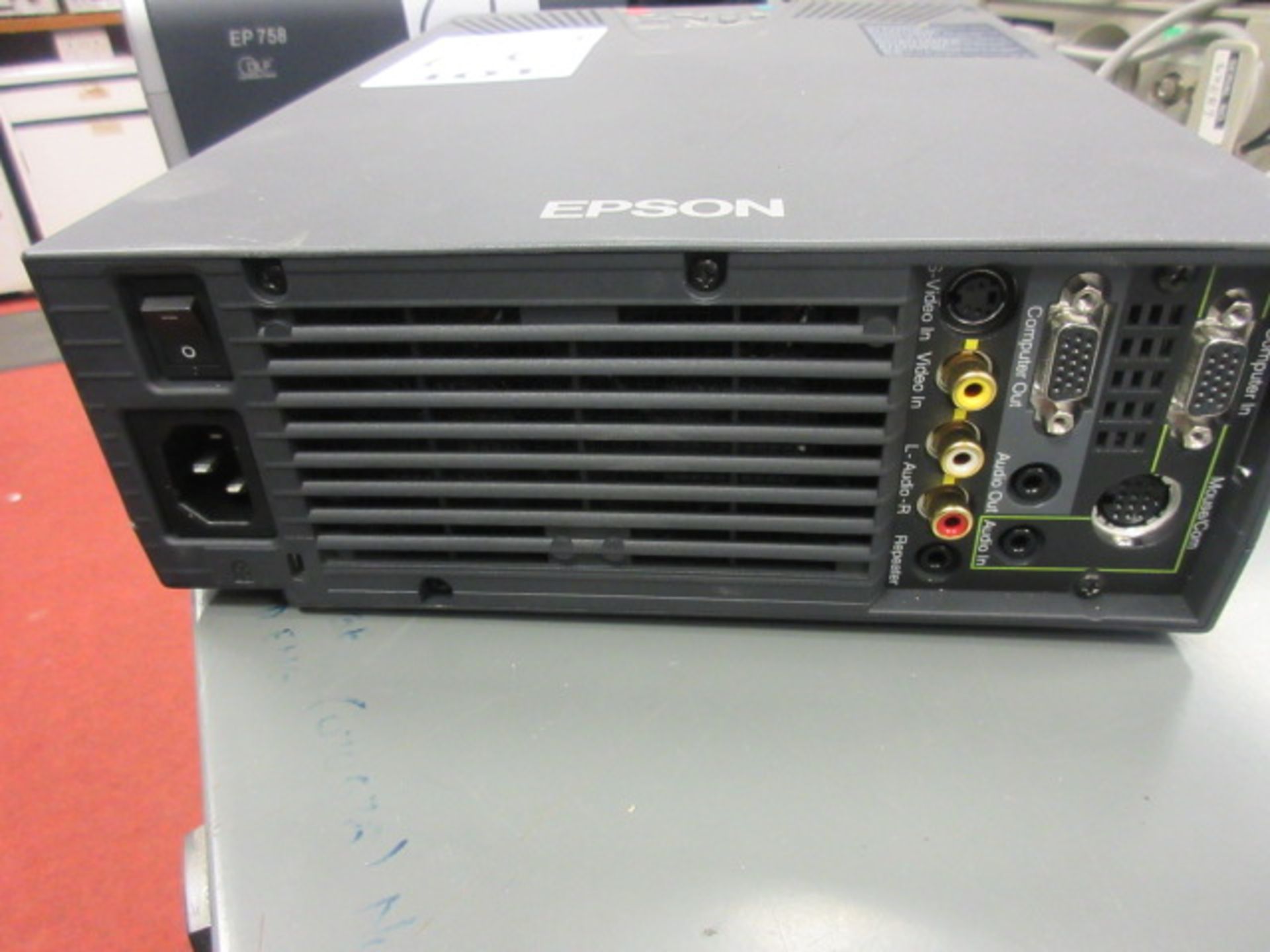 EPSON EMP-7500 OVERHEAD PROJECTOR - Image 2 of 3