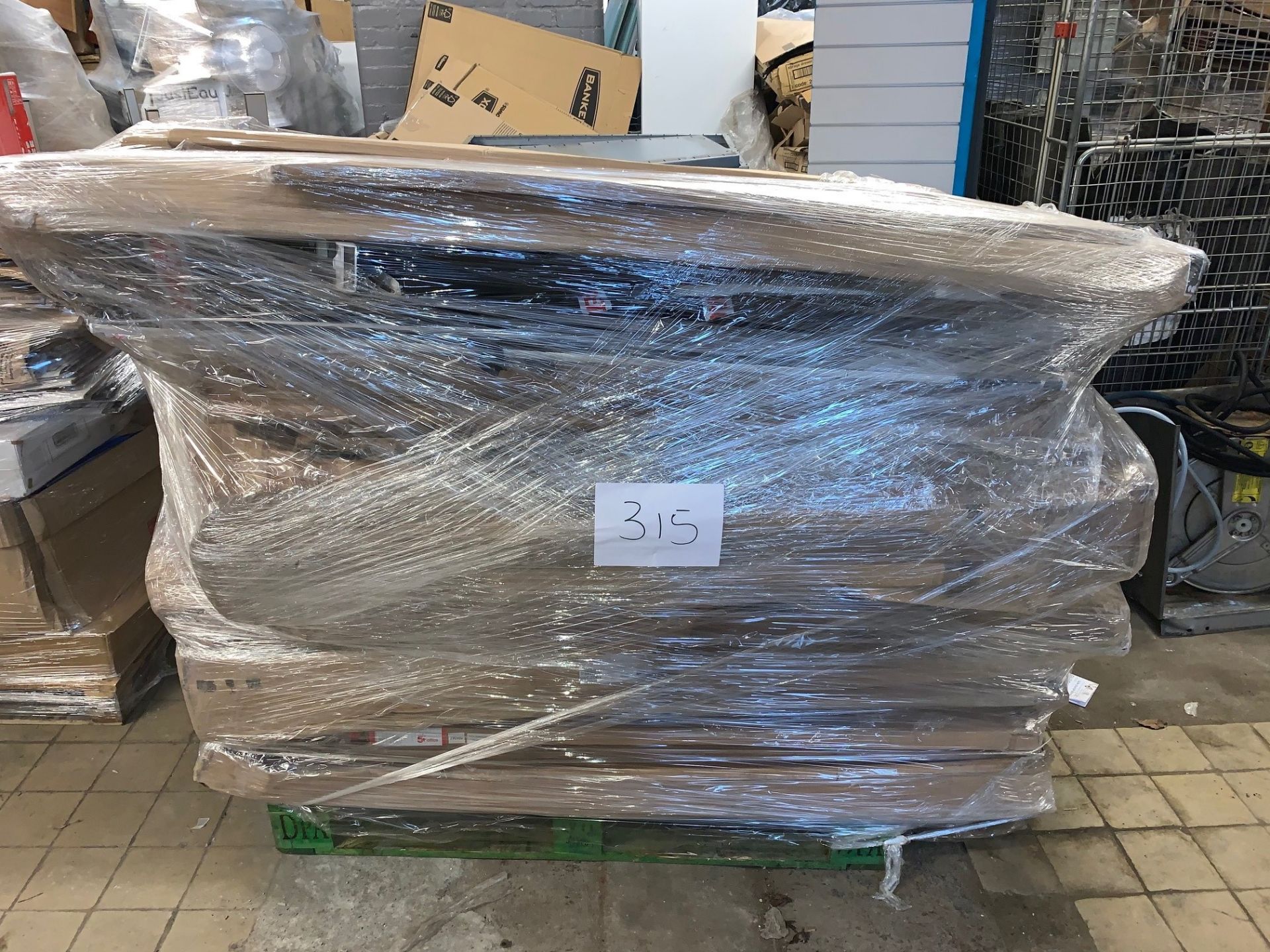 1 x Large Pallet of Mixed Whiteboards/Notice Boards