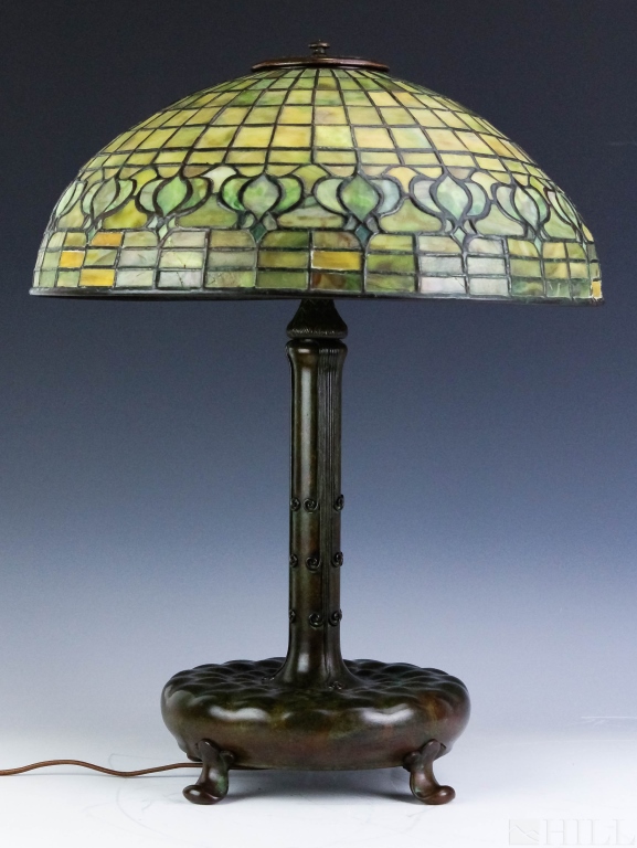 Tiffany Pomegranate Leaded Glass Desk Table Lamp