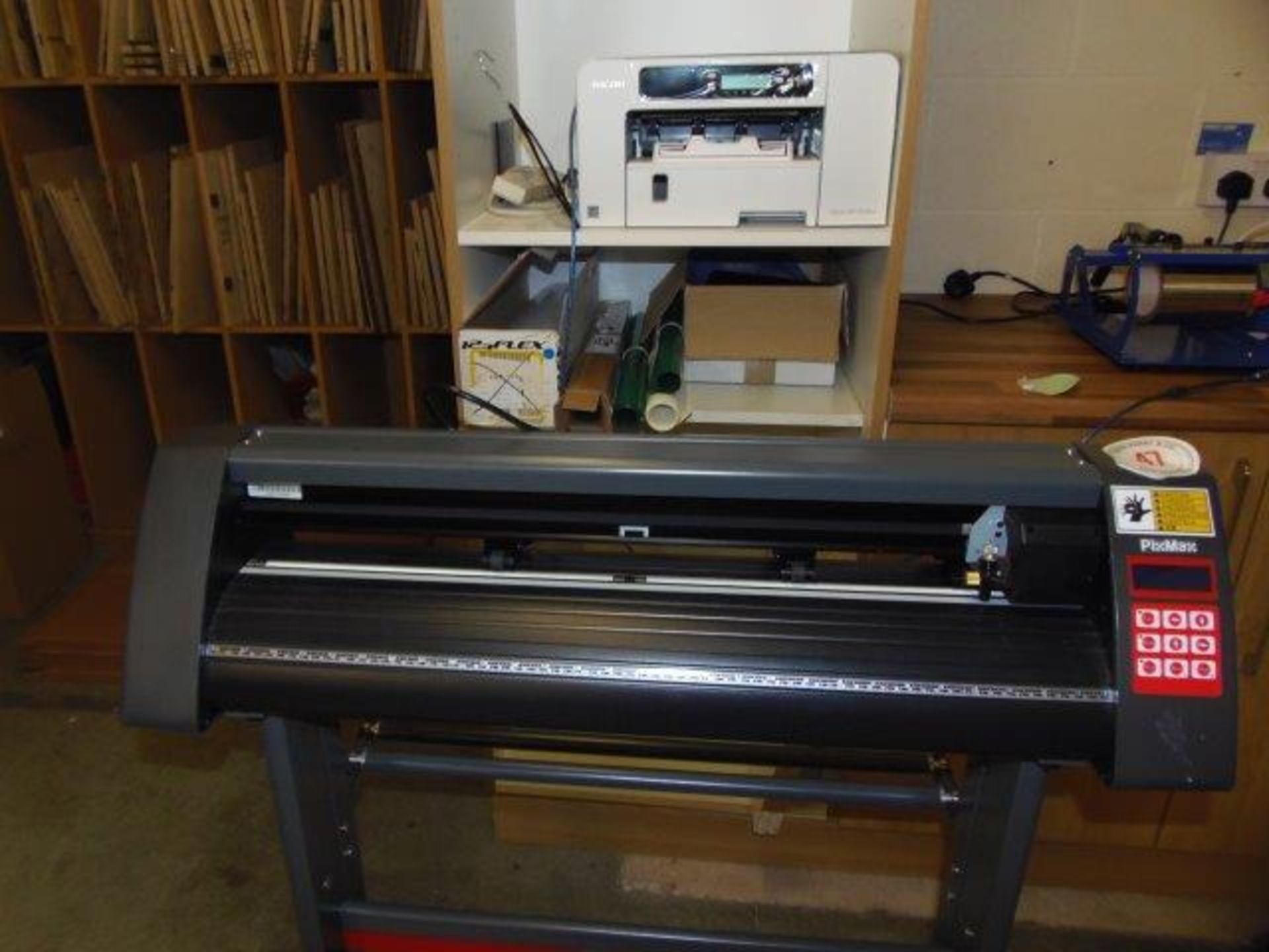 Pix Max vinyl cutter and vinyls