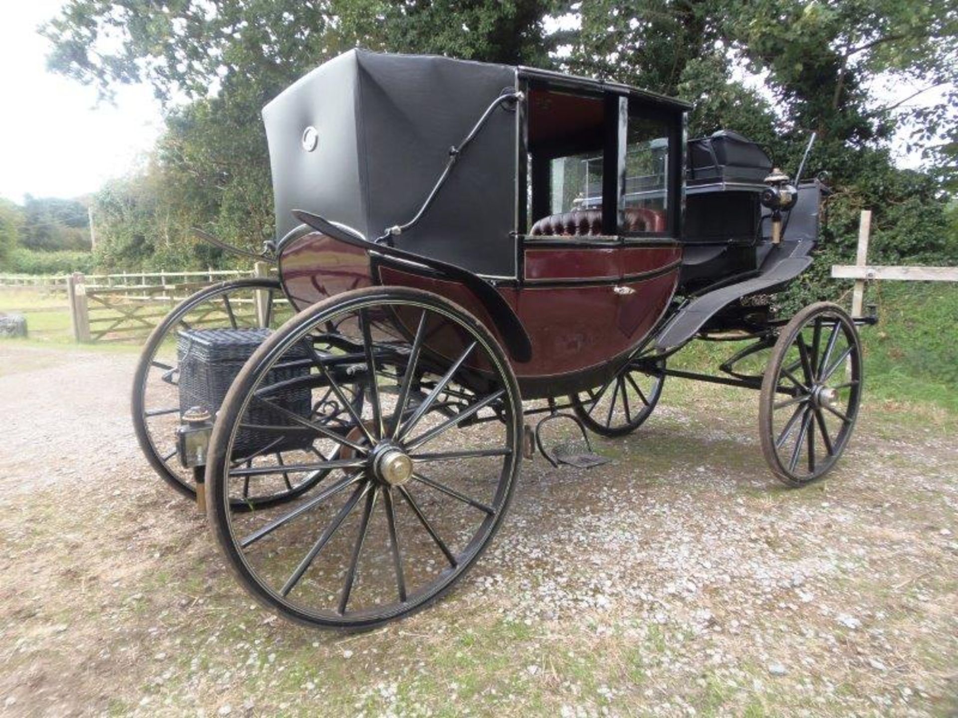 4 wheeled Wedding carriage