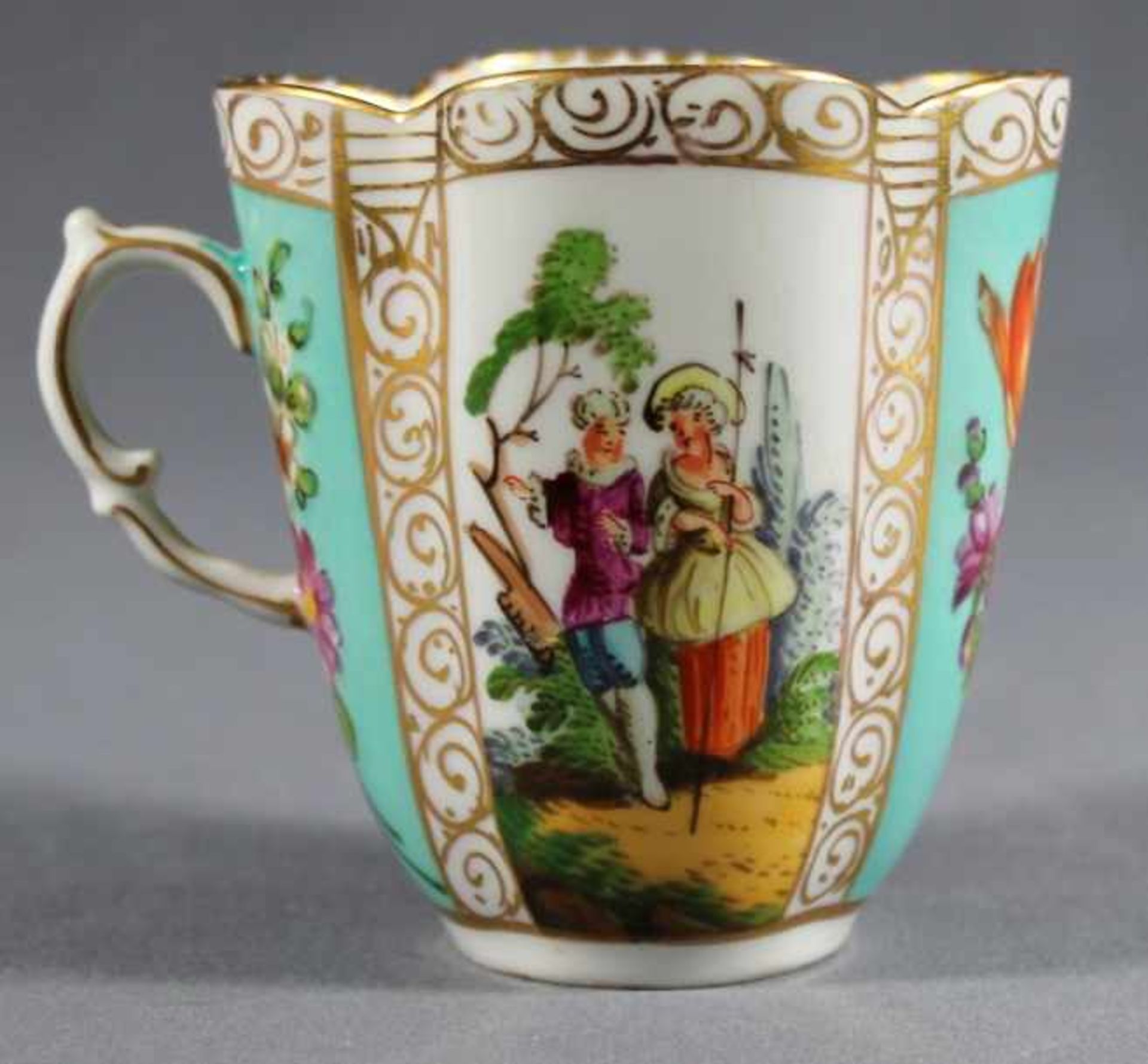 1 Tasse mit Unterteller Porzellan "Meißen, R, Augustus Rex Monogramm", 1725-1740, reiche - Bild 3 aus 4