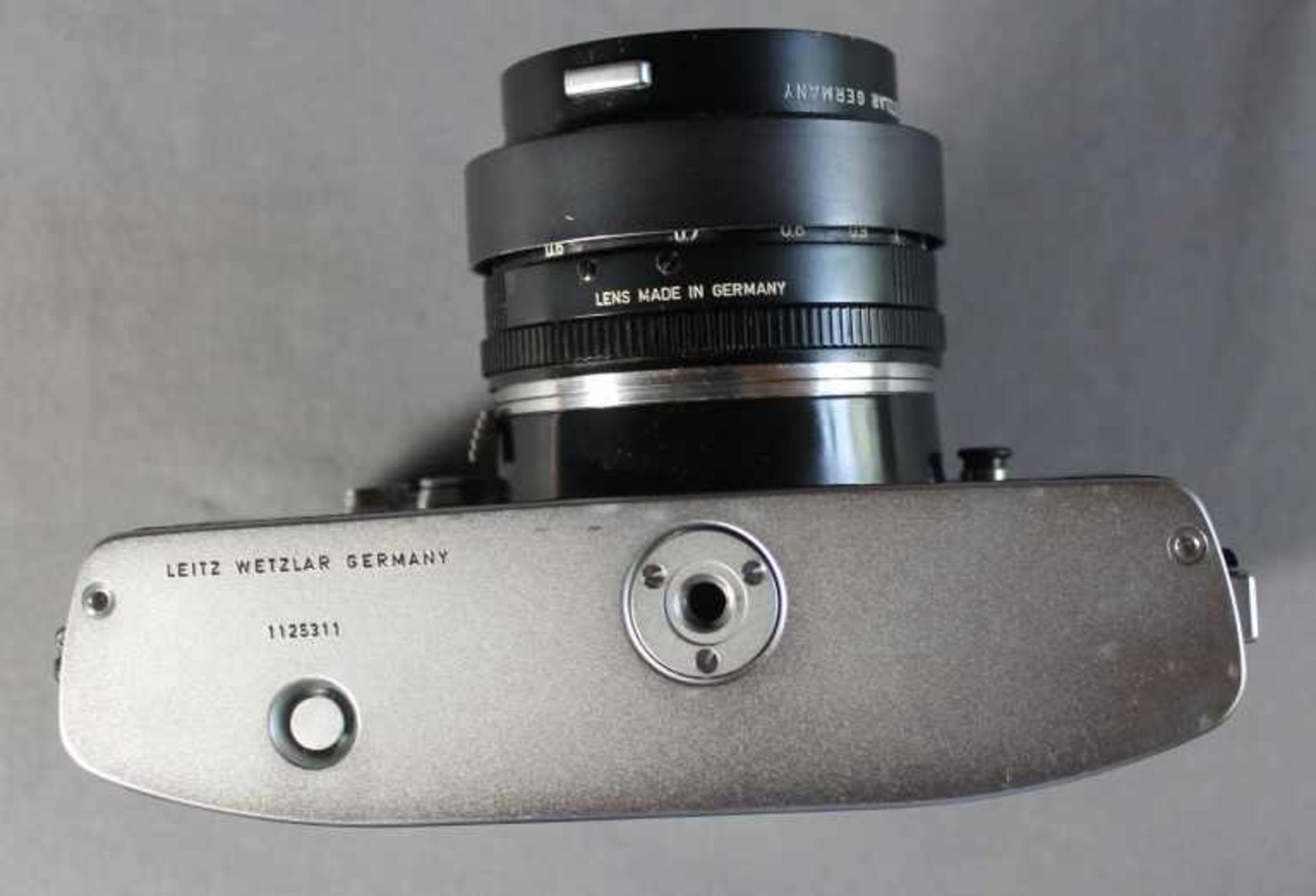 1 Spiegelreflexkamera "Leicaflex", Gehäusenr. 1125311, mit Summicron-R 1:2/50 Nr. 2158237, manueller - Bild 4 aus 4