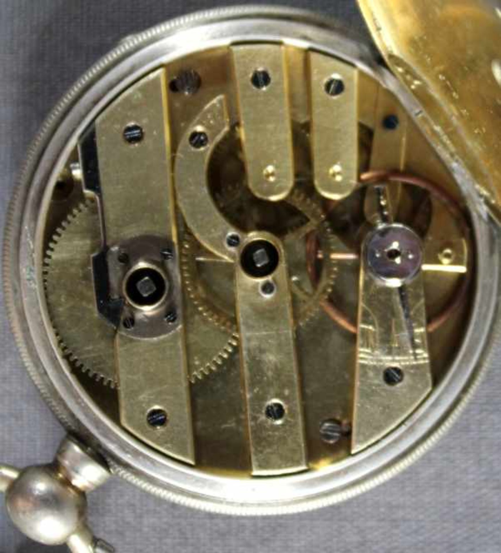 1 Taschenuhr Silber, Rückdeckel floral verziert und mit Monogrammkartusche, 2-farbiges Zifferblatt - Image 4 of 4