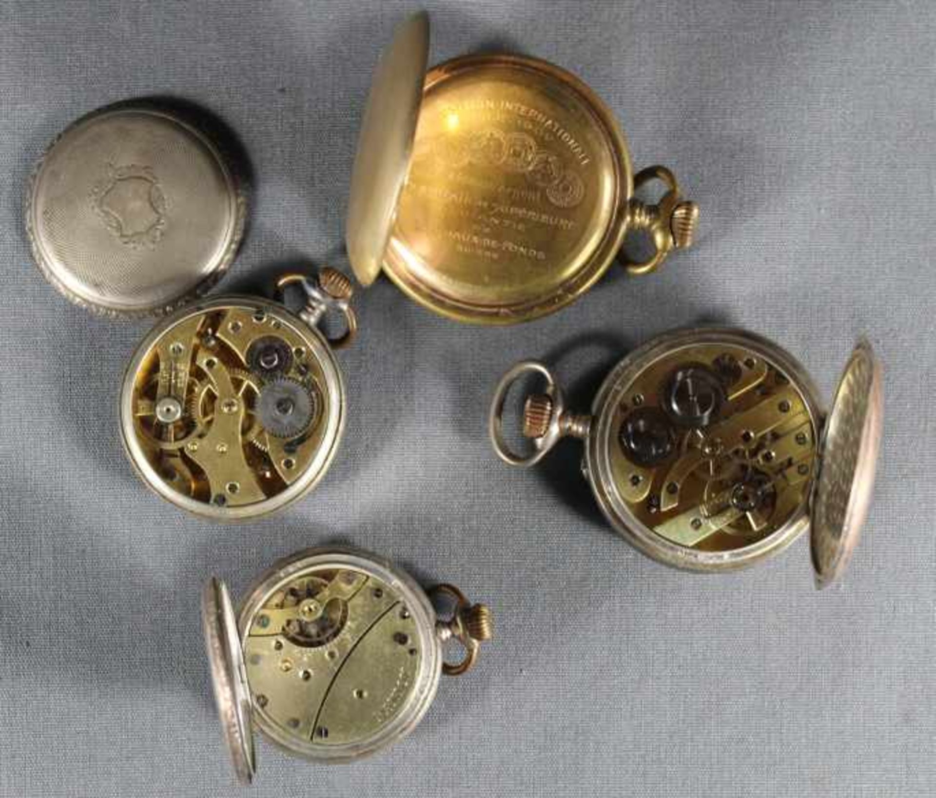 4 Taschenuhren Silber etc., punziert, verzierte Gehäuse, u.a. Rugby Watch, alle Uhren beschädigt, - Image 3 of 3