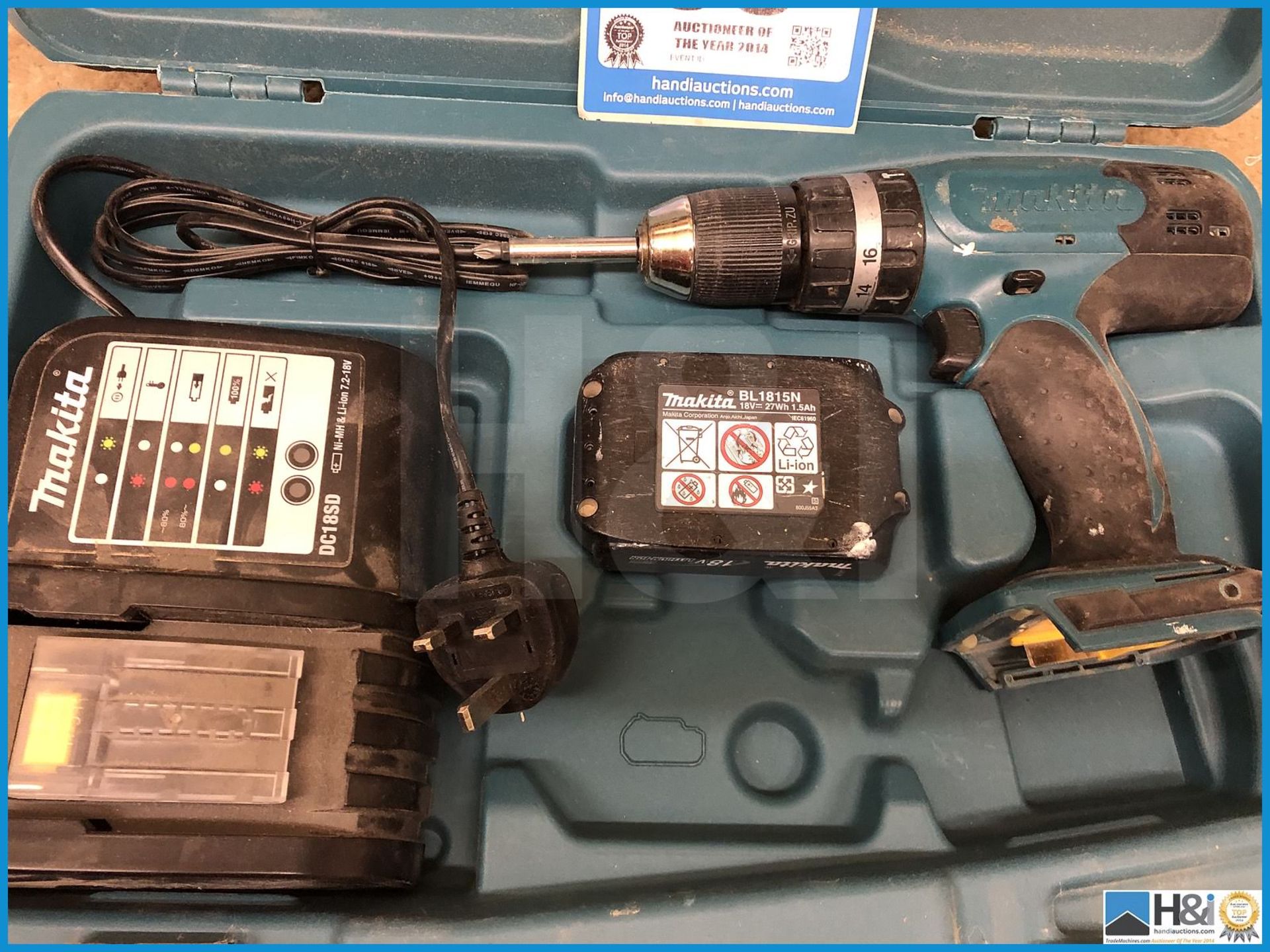 Makita 18v driver, battery and charger in Makita case - Image 2 of 2