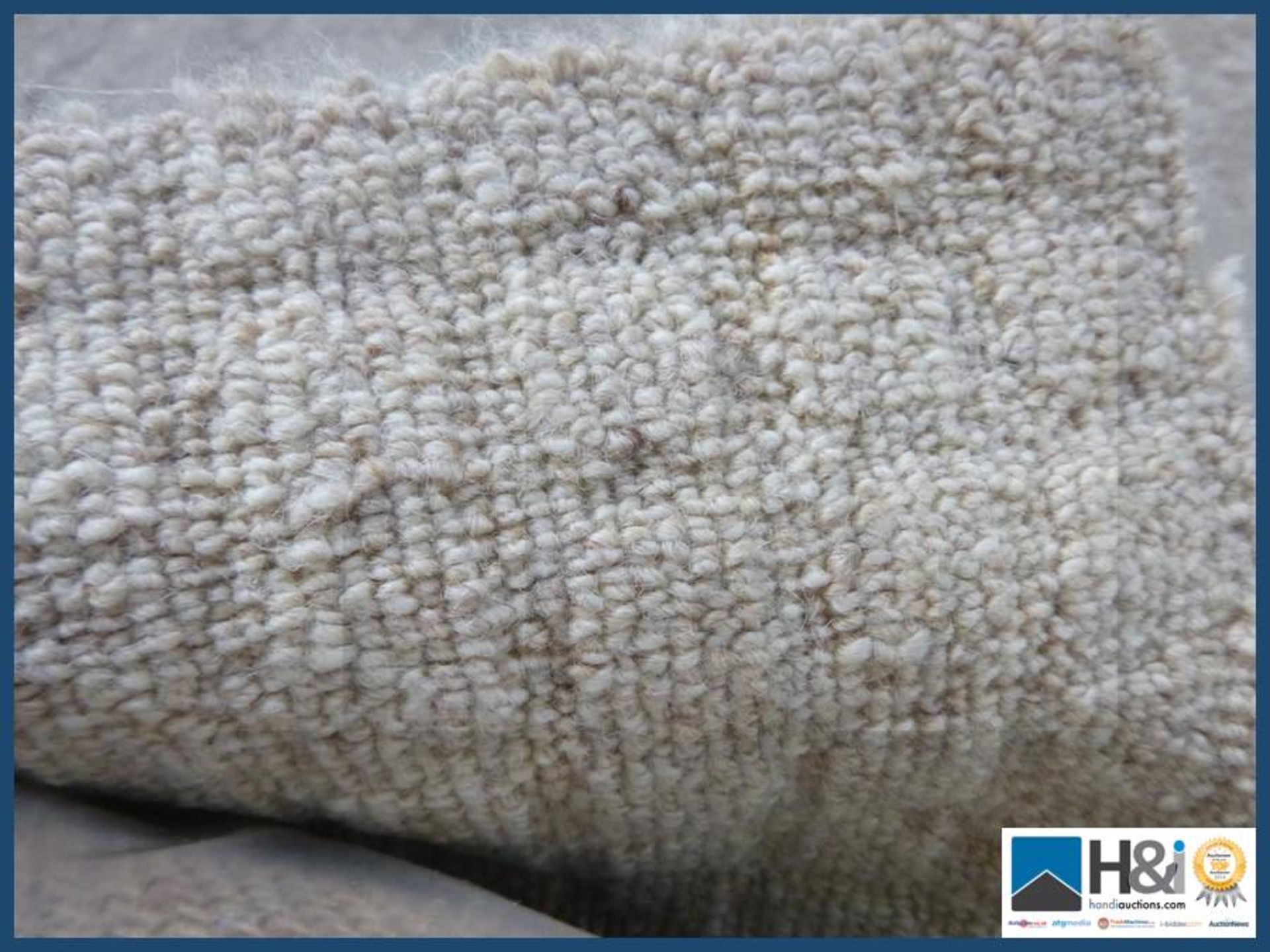 Approx 4m X 3.8 m Colour Almond100 % wool. RRP GBP 25 per meter. - Image 3 of 3