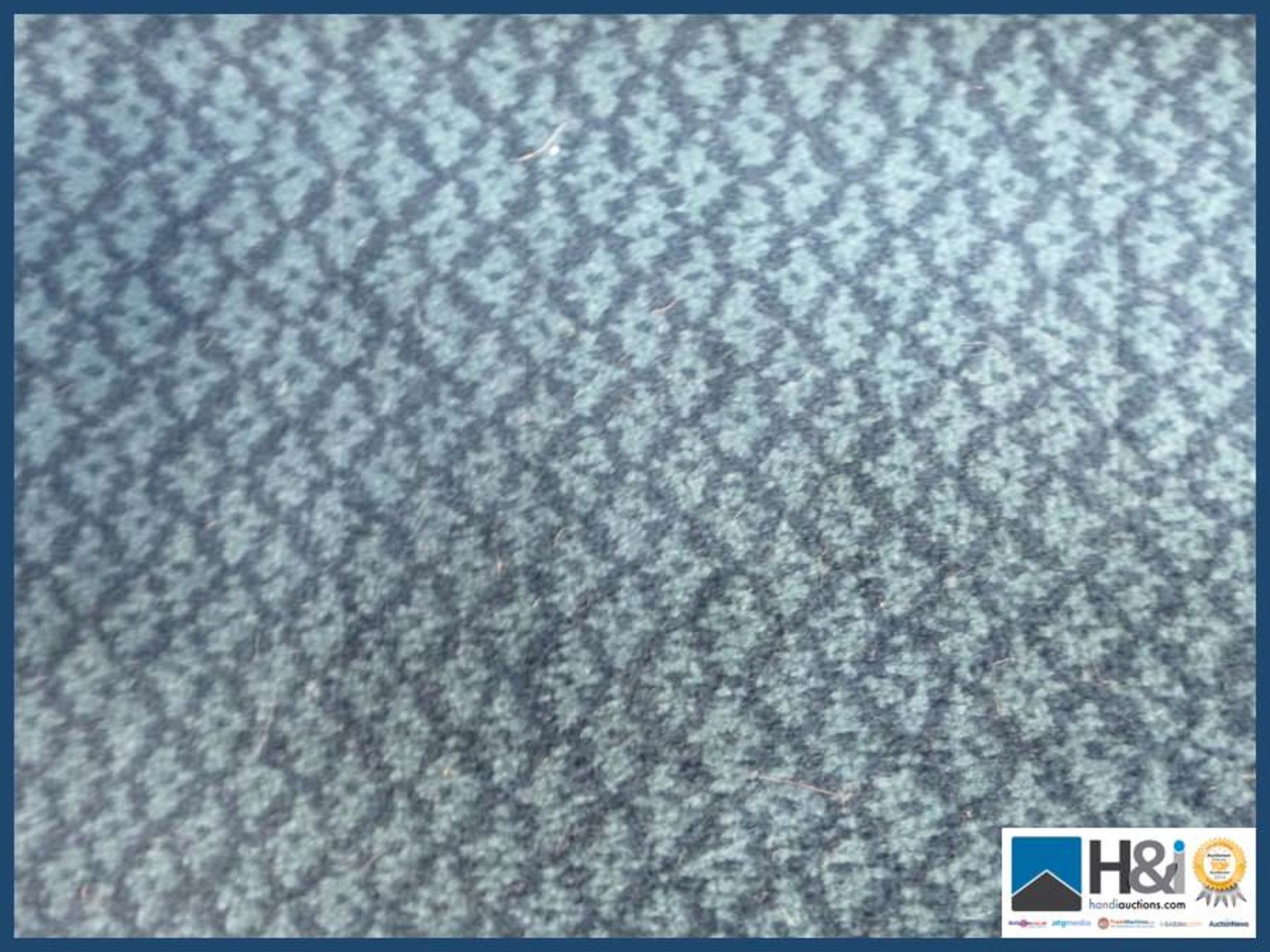 Approx 4mX 4m Two tone blue pin dot design 80% wool. RRP GBP 20 per meter. - Image 2 of 2