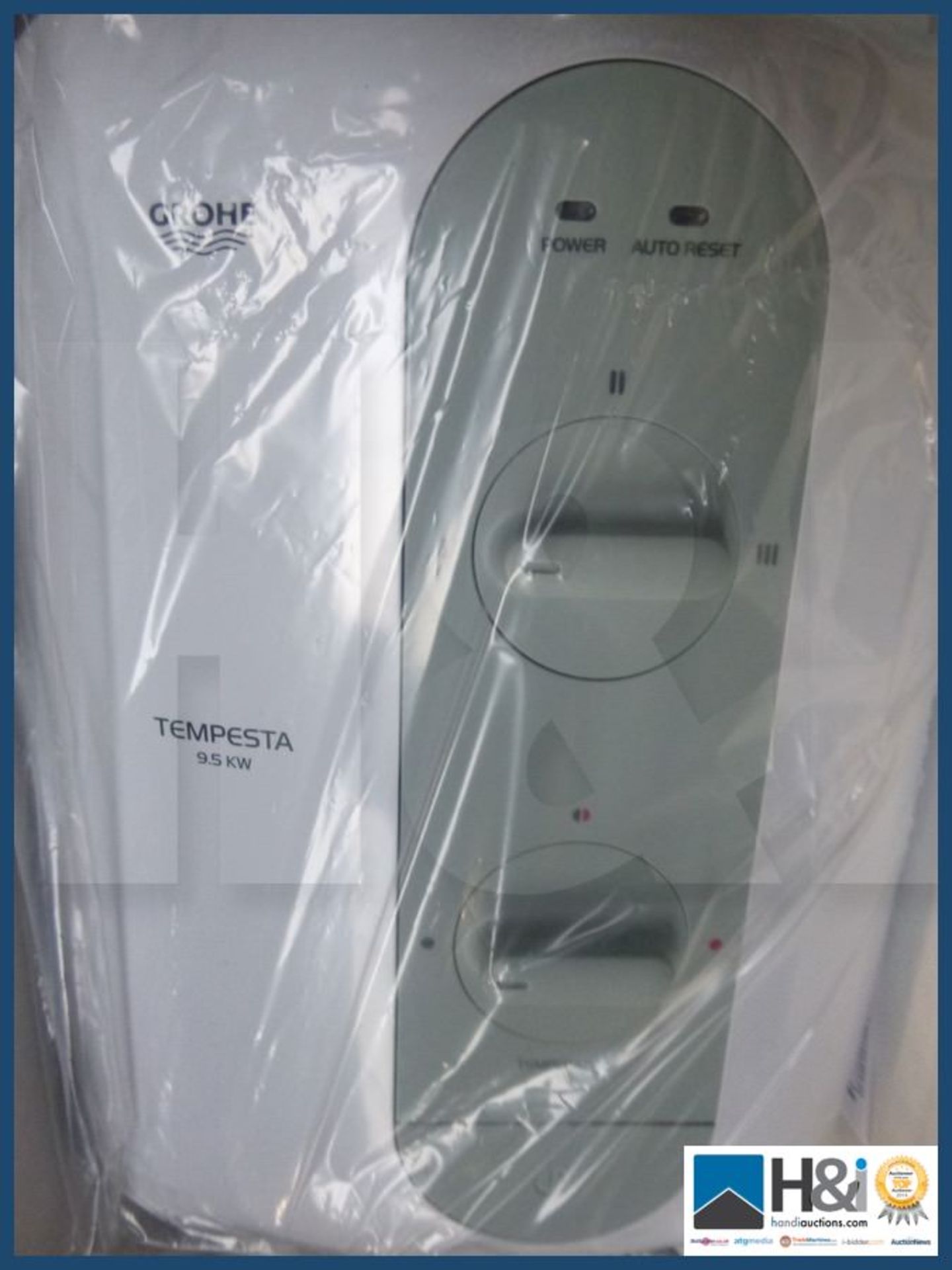 Grohe tempesta 100 (9.5kw) electric shower with shower rail kit .RRP 395 GBP. - Image 3 of 5
