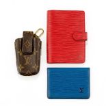 Vuitton - porte agenda en cuir épi rouge - porte-carte en cuir épi bleu et porte-étui en toile