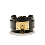 Vuitton - bracelet cuff Infinit en cuir vernis amarante - petit cadenas - 16 à 17 - 5 cm /