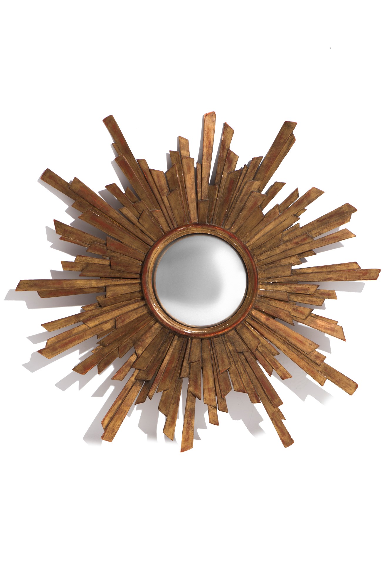 Miroir soleil par Maillefer - XXe s. - en bois sculpté et doré - glace convexe - diam. 90 cm /