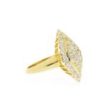 Van Cleef & Arpels. bague marquise or 750 sertie de diamants taille brillant