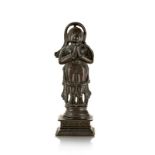 Hanuman. sculpture en bronze. Inde. Tamil Nadu. probablement XVIIIe s. h. 14 cm A bronze figure of