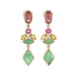 Paire de pendants d'oreilles or rose 750 sertis de tourmalines. saphirs et émeraudes