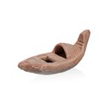 Barque à proue relevée. terre cuite. Égypte gréco-romaine. long. 18.4 cm