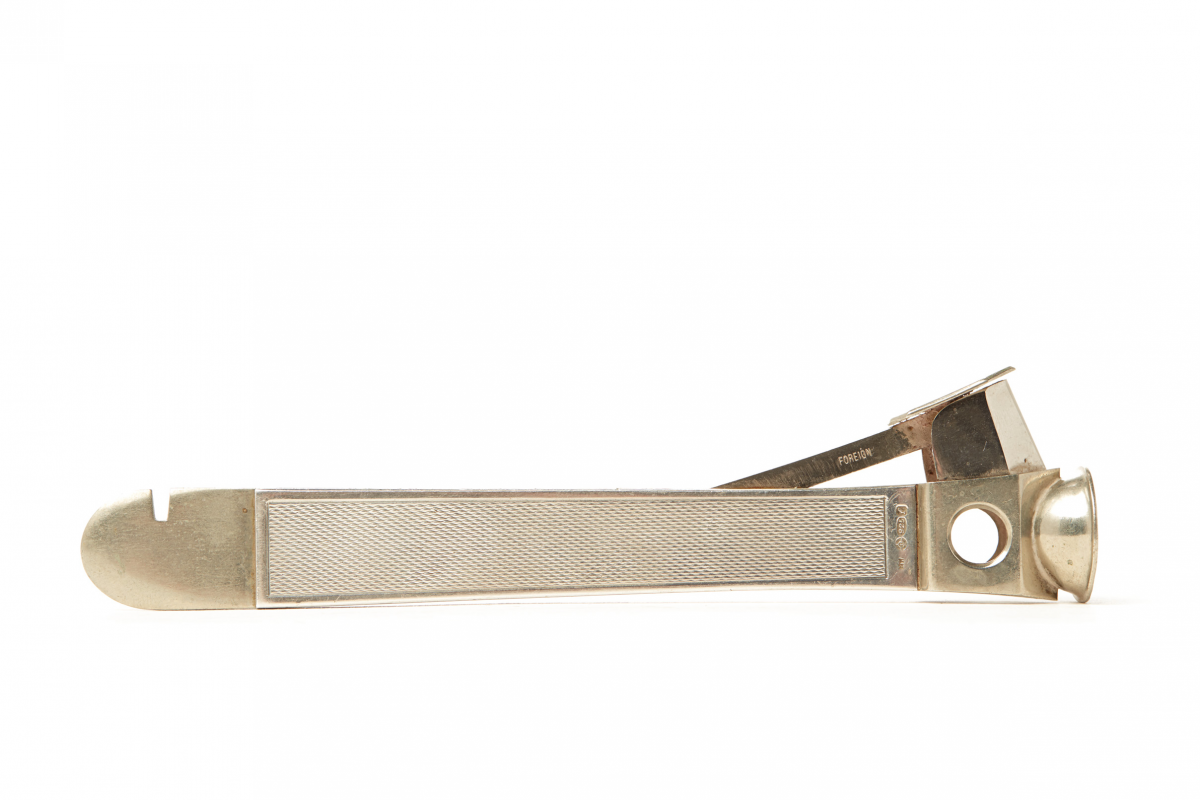 A VINTAGE STERLING SILVER CIGARILLO CUTTER - Image 2 of 8