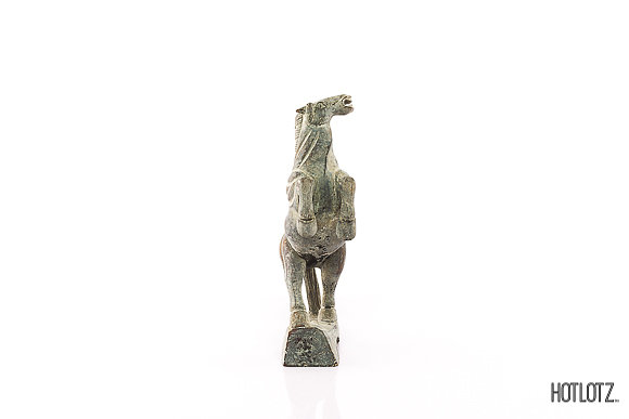 A PAIR OF CHINESE CARVED STONE HORSES - Image 6 of 10