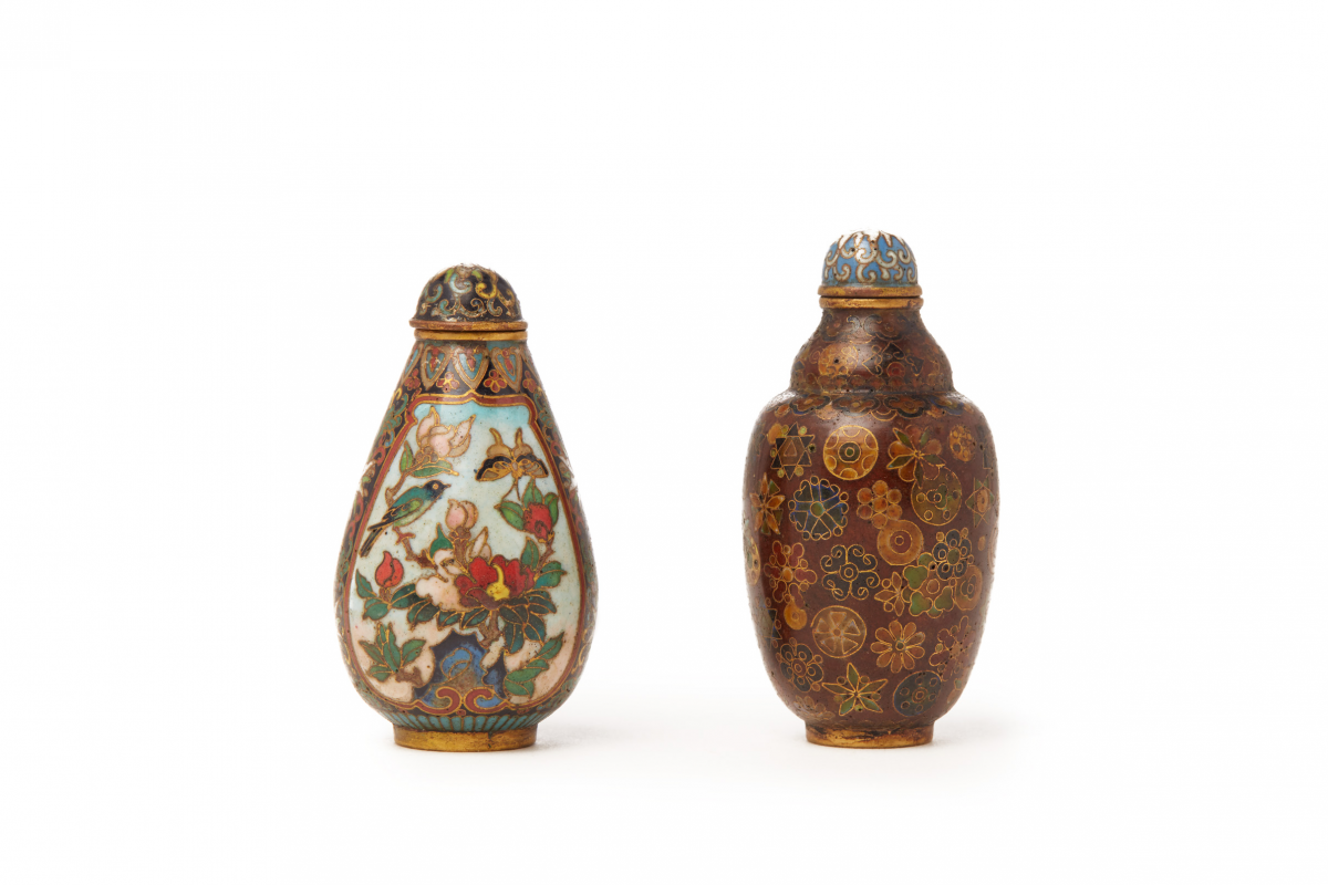 TWO CLOISONNÉ SNUFF BOTTLES - Image 2 of 3