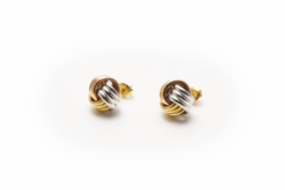 A PAIR OF 18K THREE-COLOURED GOLD KNOT EARRINGS