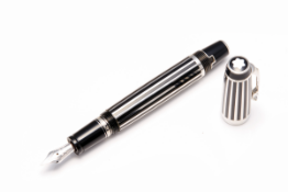 MONTBLANC - A BOHEME PLATINUM PLATED CRYSTAL FOUNTAIN PEN