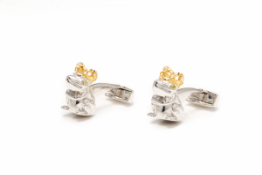 TATEOSSIAN - A PAIR OF FROG PRINCE CUFFLINKS