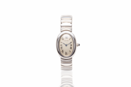 CARTIER - AN 18K WHITE GOLD 'BAIGNOIRE' LADIES WATCH