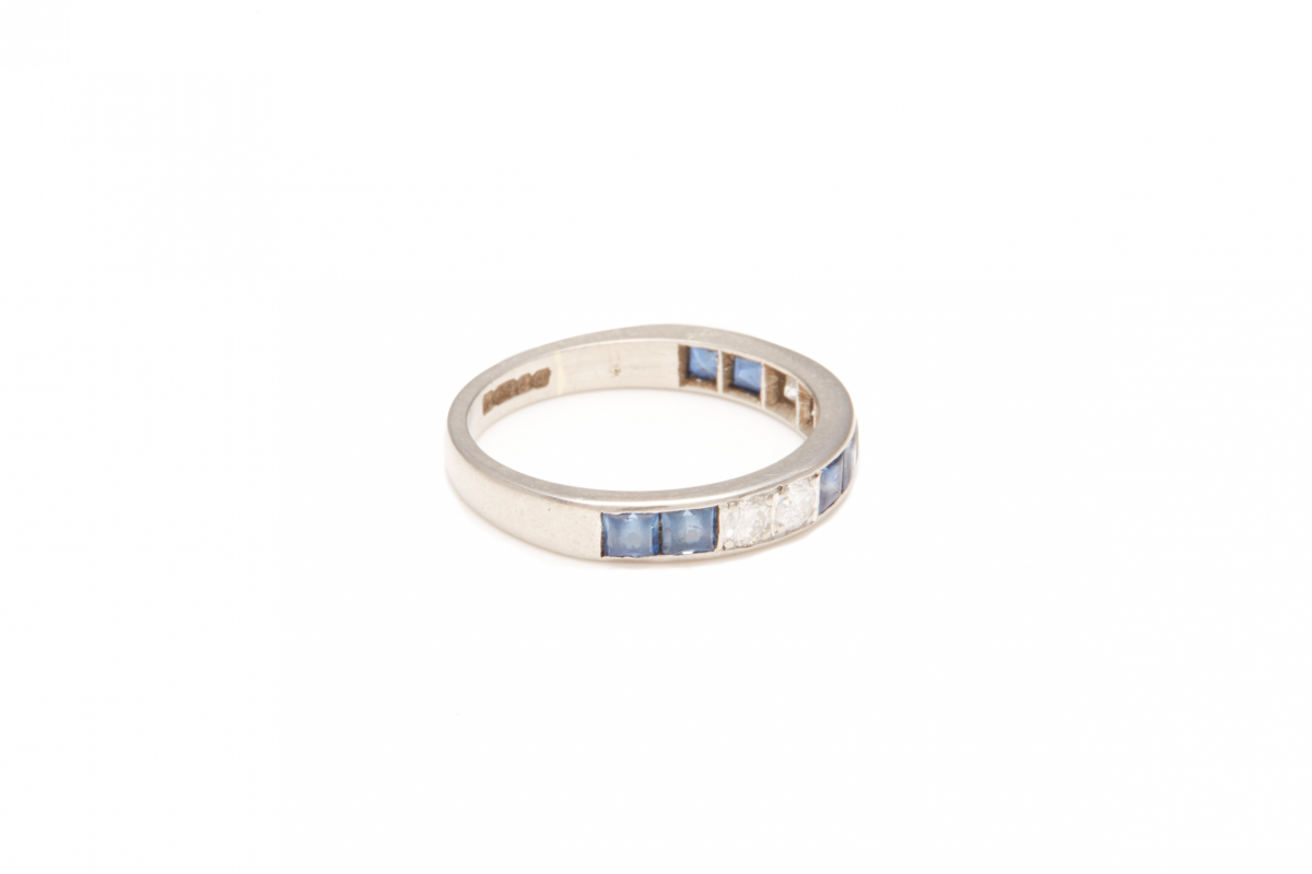 AN 18K WHITE GOLD, DIAMOND AND SAPPHIRE HALF ETERNITY RING - Image 2 of 4