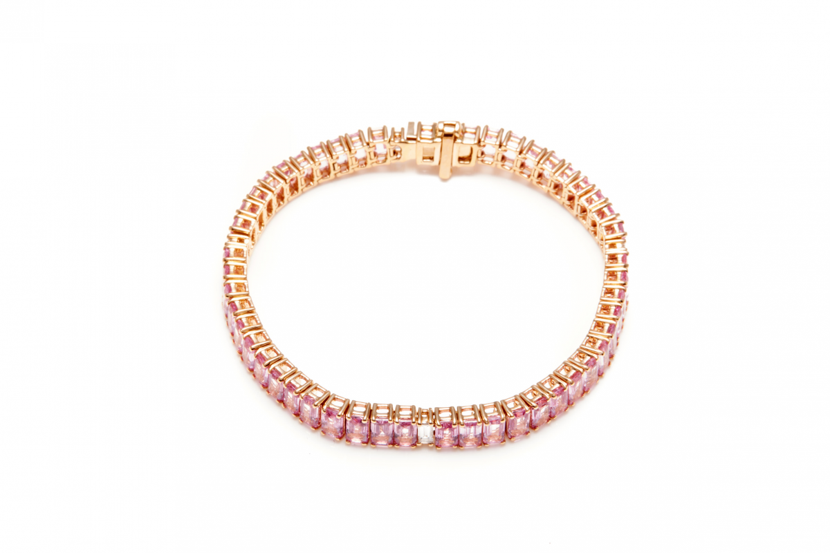 AN 18K ROSE GOLD, PINK SAPPHIRE AND DIAMOND BAGUETTE BRACELET