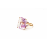 H. STERN - AN 18K GOLD AND AMETHYST RING