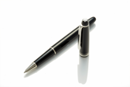 MONTBLANC - A MEISTERSTUCK ROLLERBALL PEN